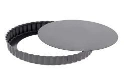 Moule à tarte cannelé en acier De Buyer à fond amovible et bord droit