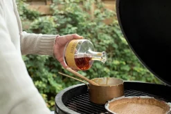 Pack Big Green Egg XLarge barbecue + table eucalyptus + convEGGtor + berceau de table + 4 roulettes