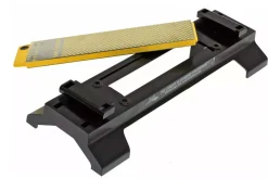 Pierre à aiguiser diamant DMT DuoSharp double face grains 220/325 + socle