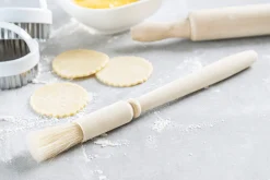 Pinceau pour pâtisserie KitchenCraft à poils naturels en bois de hêtre 25cm