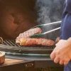 Pince à barbecue Big Green Egg en acier inoxydable et embouts en silicone 40cm