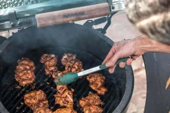 Pince à barbecue Big Green Egg en acier inoxydable et embouts en silicone 40cm