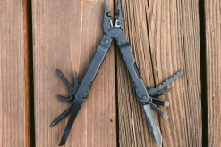 Pince multifonction Leatherman Super Tool 300 EOD Black 831369 19 fonctions + étui nylon
