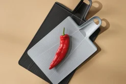 Planche à découper pliable Joseph Joseph Chop2Pot Plus grand modèle noir 34,5x26cm