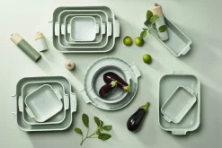 Plat four rectangle Peugeot Appolia en céramique vert sauge
