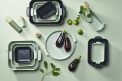 Plat four rectangle Peugeot Appolia en céramique vert sauge