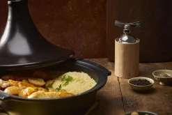 Plat à tajine Peugeot Atlas en céramique noir satin diamètre 30cm
