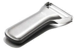 Éplucheur à légumes OXO Steel rasoir Y en acier inoxydable
