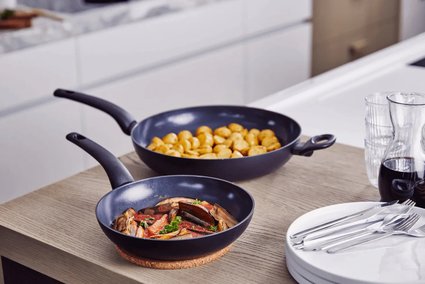 Poêle à frire antiadhérente Beka Kuro en aluminium noir 28cm