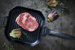 Poêle à griller Steak Champ en fonte 26x26x3,5cm