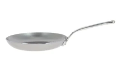 Poêle à omelette De Buyer Mineral B Pro 24cm en acier et poignée en fonte d'inox
