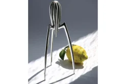 Presse-agrumes Alessi Juicy Salif en fonte d'aluminium design par Philippe Starck