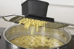 Rabot à spätzle Rösle en acier inoxydable