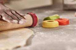 Rouleau à pâtisserie réglable Joseph Joseph PrecisionPin multicolore
