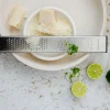 Râpe 2-en-1 Microplane Édition 30ème anniversaire en acier inoxydable