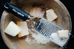 Râpe étoile Microplane Gourmet manche noir