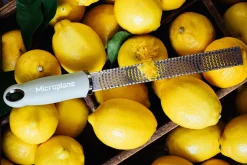 Râpe-zesteur Microplane Premium Classic Vert Sauge - 20,3cm