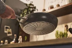 Sauteuse antiadhésive Ballarini Salina 28cm et couvercle en verre