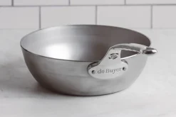 Sauteuse paysanne De Buyer Mineral B Pro 24cm en acier et poignée en fonte d'inox