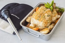 Seringue à marinade professionnelle MasterClass en inox et silicone