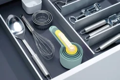 Set de 8 doseurs de cuisine Joseph Joseph Nest Measures opales emboîtables