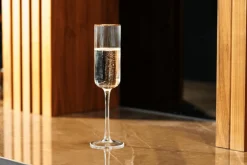 Set de 4 flûtes à champagne Mikasa Sorrento en cristal motif côtelé 200ml