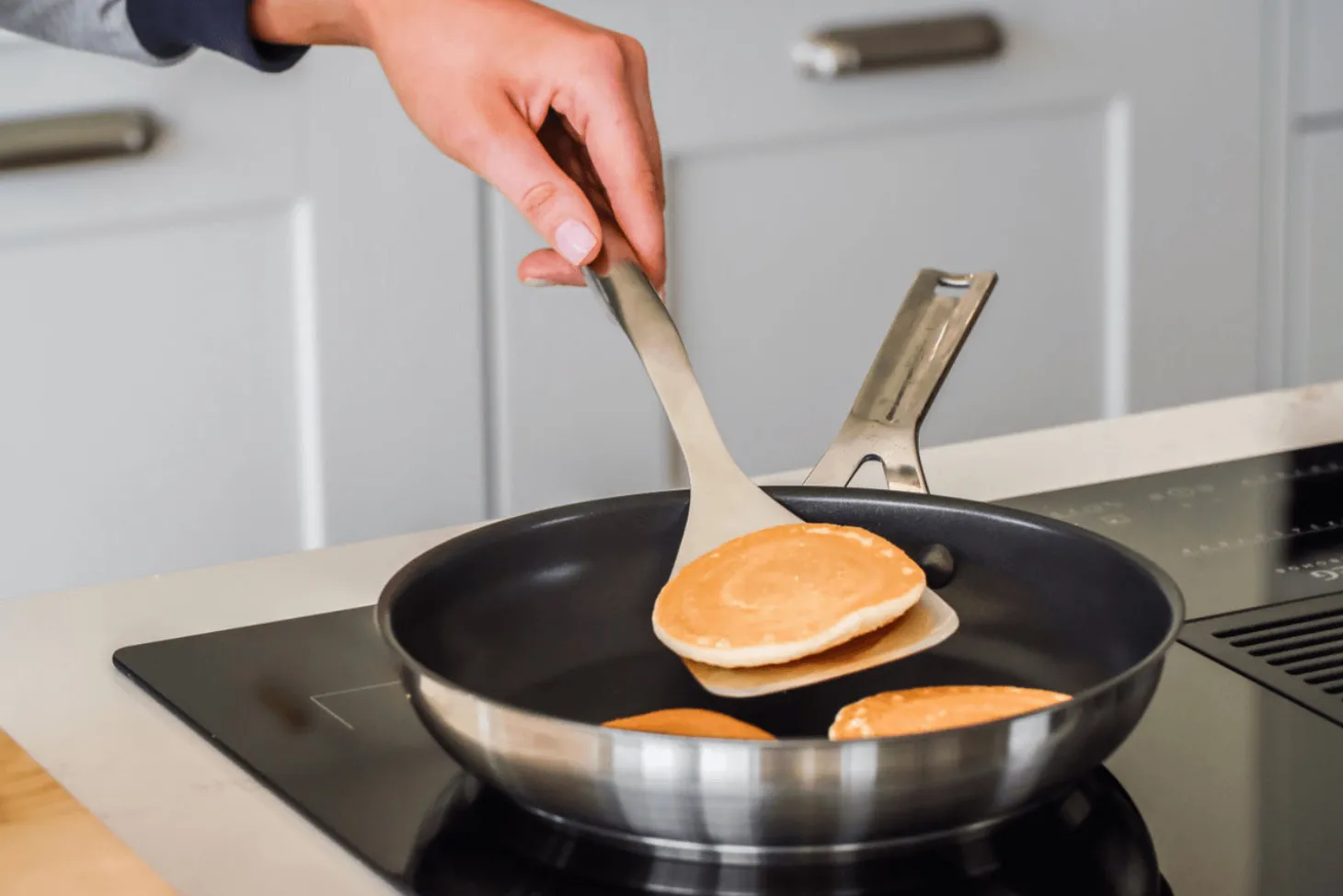 Spatule coudée Kitchen Aid tout en acier inoxydable