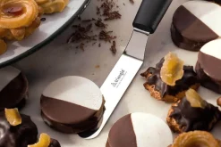 Spatule de pâtissier coudée Triangle professionnelle manche en green grip