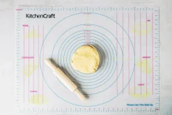 Tapis de pâtisserie antiadhérent KitchenCraft 45x61cm