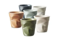 Tasse Revol Cappuccino Froissé 18cl en porcelaine Graphite