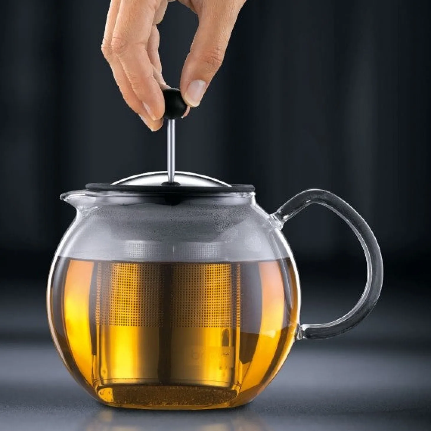 Théière Bodum Assam à piston avec filtre inox - 1.5L 12 tasses