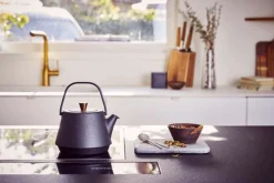 Théière noire Beka Saga en fonte 1,2L