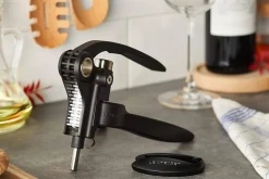 Tire bouchon à levier Le Creuset LM 250 noir avec coupe-capsule