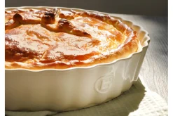 Tourtière haute cannelée Émile Henry 28cm en céramique