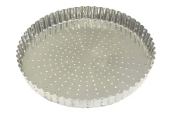 Tourtière ronde cannelée perforée Gobel fer blanc fond fixe