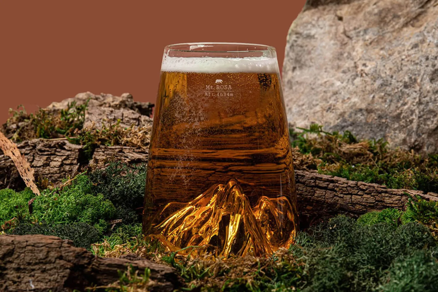 Verre à spiritueux long Alaskan Maker Topographic Mont Rosa en verre cristallin