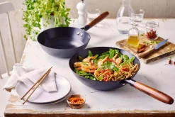 Wok anti adhésif Beka Mandala en fer émaillé